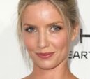 Annabelle Wallis