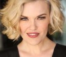 Kari Wahlgren