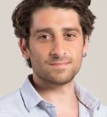 Bora Akkaş