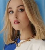 Chloe Fineman