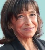 Kathryn Hunter