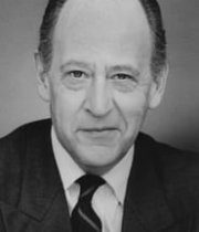 Earl Boen
