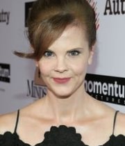 Kiersten Warren