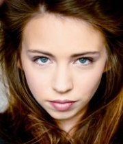 Luna Mijović