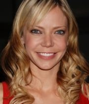 Riki Lindhome