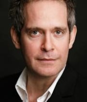 Tom Hollander