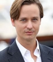 Tom Schilling